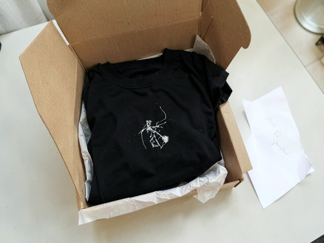 Illustrative unboxed study